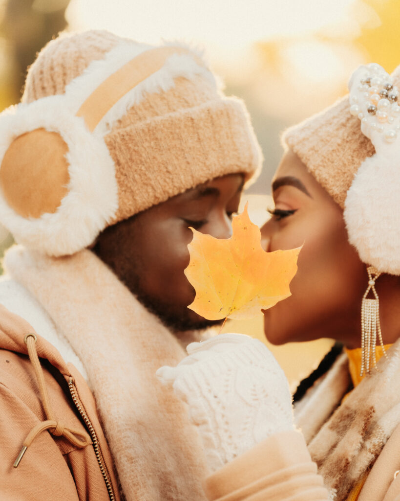 Fall Mini Sessions: Your Complete Guide to Autumn Photography in Ontario