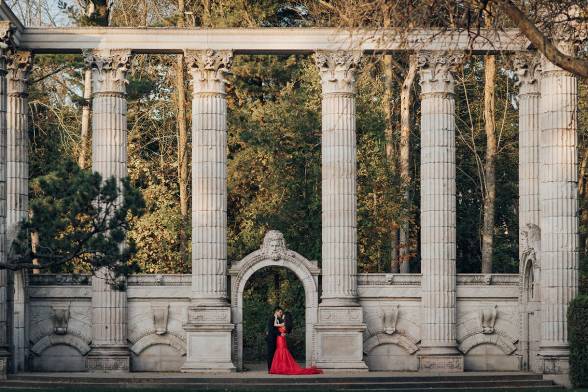 Guildwood Park Engagement photoshoot