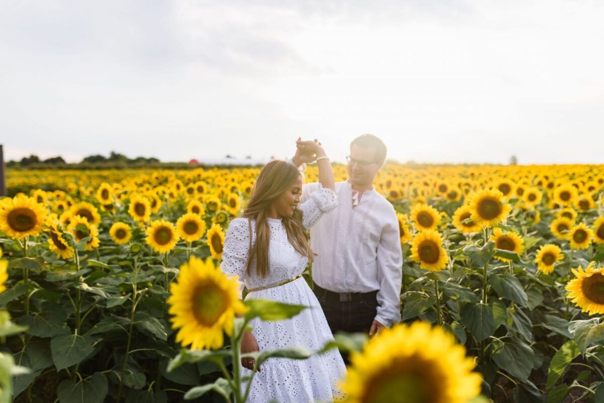 Sunflower Farms engagement Photoshoot